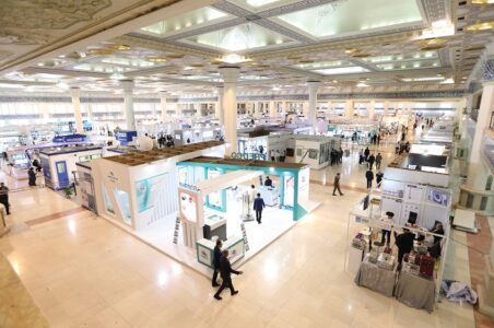 به گزارش گام اقتصادی به نقل از ایسنا، دهمین نمایشگاه بین‌المللی دارو و صنایع وابسته ایران فارما که به عنوان بزرگترین رویداد تخصصی صنعت داروی کشور و ویترین جامع ظرفیت‌های زنجیره ارزش این صنعت راهبردی شناخته می‌شود، طی روزهای دوم تا چهارم مهرماه ۱۴۰۴ در مصلای امام خمینی (ره) برگزار می‌شود.