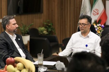 به گزارش گام اقتصادی: در این نشست‌ها، دو طرف بر تقویت همکاری‌های مشترک، توسعه خدمات و ارتقای سطح پشتیبانی از صنعت در منطقه ویژه اقتصادی انرژی پارس تأکید کردند.