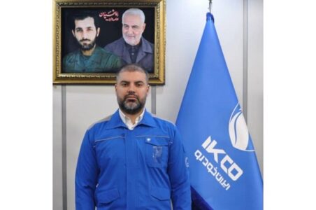 به گزارش گام اقتصادی به نقل از ایکوپرس- حامد نائیجی دانش‌آموخته رشته حقوق، به عنوان رییس هیات مدیره گروه بهمن فعالیت دارد.