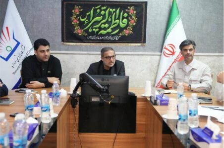 به گزارش گام اقتصای به نقل از روابط عمومی و امور فرهنگی پتروشیمی مروارید؛ در جریان این بازدید، که با حضور حسام خوشبینفر مدیرعامل پتروشیمی مروارید و جمعی از مدیران فنی و عملیاتی شرکت برگزار شد، آخرین وضعیت آمادگی واحدهای عملیاتی برای آغاز عملیات اورهال و لودکاتالیست اتیلن اکساید مورد بررسی قرار گرفت و گزارش کاملی از برنامهریزیها، تدارک قطعات و هماهنگی تیمهای اجرایی ارائه شد.