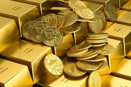 به گزارش گام اقتصادی به نقل از ایلنا، امروز یکشنبه دوم آذر ماه ۱۴۰۴ در بازار جهانی هر اونس طلا ۴ هزار و ۶۵ دلار معامله شد و در بازار داخلی هم قیمت هر گرم طلا ۱۸ عیار به ۱۱ میلیون و ۱۳۰ هزار تومان و طلای ۲۴ عیار به ۱۴ میلیون و ۸۲۰ هزار تومان رسید.