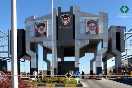 به گزارش گام اقتصادی به نقل از روابط عمومی شرکت سرمایه‌گذاری صدر تامین (تاصیکو)، در این توضیحات آمده است که: «در پاسخ به اظهارات جناب آقای علی خضریان نماینده محترم تهران، ری، شمیرانات، اسلامشهر و پردیس در مجلس شورای اسلامی درخصوص شرکت ذوب آهن اصفهان، ضمن استقبال از بابت ایجاد فرصتی در جهت تشریح مشکلات سنوات گذشته و اقدامات اصلاحی انجام گرفته توسط شرکت مذکور و هلدینگ صدرتامین، عملکرد سود و زیان خالص این شرکت در سنوات گذشته تاکنون به شرح جدول زیر ارائه می‌گردد: