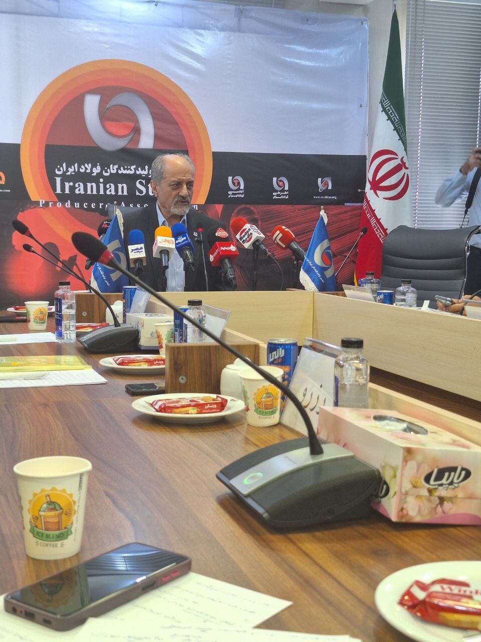 اصلاح سریع نرخ ارز صادرات، مهم‌ترین خواسته فولادی‌ها از دولت چهاردهم/