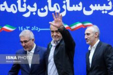 اگر توان حل مسئله‌ای را نداشته باشیم، صادقانه با مردم در میان می‌گذاریم