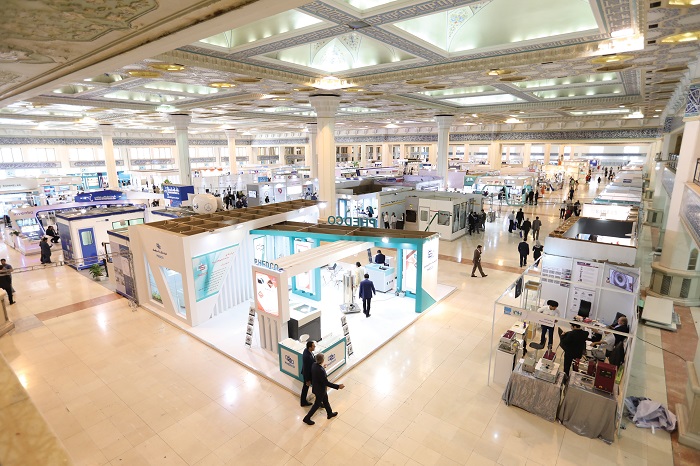 به گزارش گام اقتصادی به نقل از ایسنا، دهمین نمایشگاه بین‌المللی دارو و صنایع وابسته ایران فارما که به عنوان بزرگترین رویداد تخصصی صنعت داروی کشور و ویترین جامع ظرفیت‌های زنجیره ارزش این صنعت راهبردی شناخته می‌شود، طی روزهای دوم تا چهارم مهرماه ۱۴۰۴ در مصلای امام خمینی (ره) برگزار می‌شود.