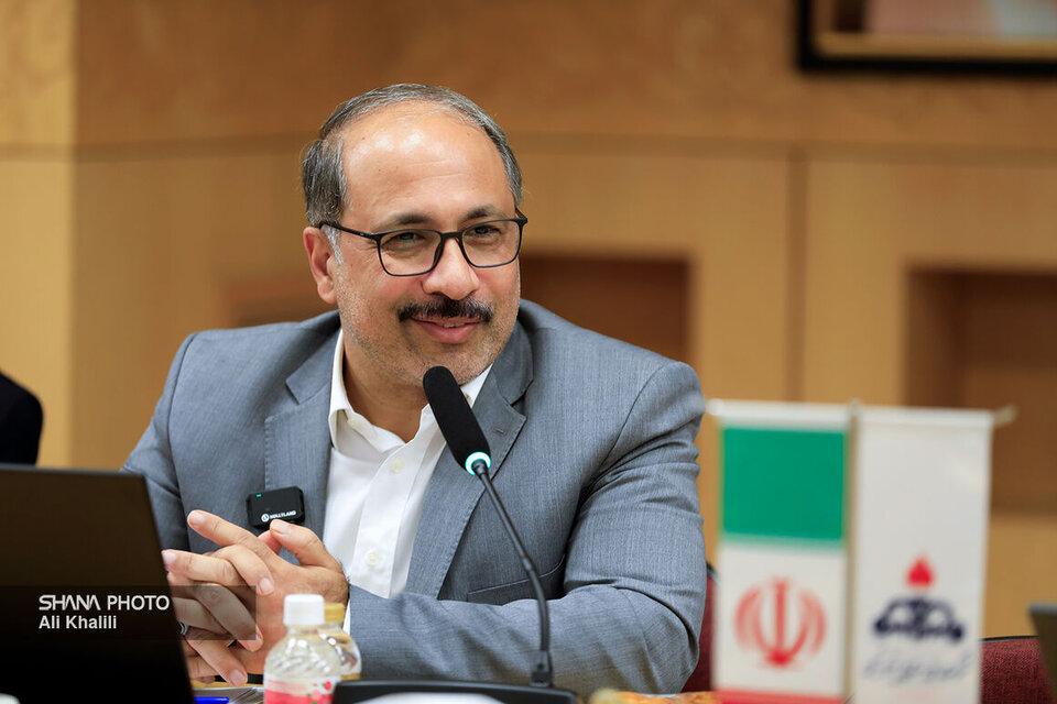 به گزارش گام اقتصادی به نقل از شانا، علی ربانی روز (شنبه، ۲۲ شهریور) در آیین قرعه‌کشی پویش کاهش ۱۰ درصدی مصرف انرژی با اشاره به اینکه شرکت پتروشیمی پردیس و زاگرس به‌عنوان سرمایه‌گذاران این طرح به همراه شرکت ملی گاز ایران برای نخستین بار یک اتفاق مهم را رقم زدند، اظهار کرد: این طرح بدون اعتبارات دولتی تنها با بهره‌گیری از سازمان‌های مردم نهاد، شرکت ملی صنایع پتروشیمی و شرکت ملی گاز ایران انجام شده است.