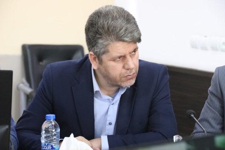 به گزارش گام اقتصادی، دبیر کمیسیون اقتصادی دبیرخانه مجمع تشخیص مصلحت نظام با اشاره به اهمیت جایگاه مناطق آزاد گفت: در تمام دنیا، مناطق آزاد موتور محرک اقتصاد و عامل اصلی رشد تولید، صادرات، جذب سرمایه‌گذاری و تأمین نیازهای ضروری کشورها هستند.