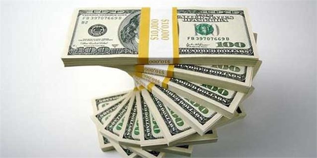 به گزارش گام اقتصادی به نقل از وقایع نیوز: الهام صادقی- در حالی که بانک مرکزی با افزایش تخصیص ارز برای واردات، به ویژه واردات خرد، تلاش می‌کند تا هیجانات بازار غیررسمی را مهار کند و نرخ‌ها را در کوتاه‌مدت تعدیل نماید، پیشنهاد حذف کامل ارز ترجیحی از سوی ابراهیم سوزنچی کاشانی، عضو هیئت علمی دانشگاه شریف و از مشاوران وزارت اقتصادی، بحث‌های داغی را برانگیخته است.