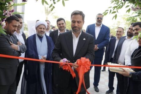 به گزارش گام اقتصادی: در مراسمی با حضور دکتر محمد شیخان، مدیرعامل شرکت عملیات غیرصنعتی پازارگاد، استخر شهرک پردیس جم پس از انجام عملیات نوسازی کامل و تجهیز با امکانات روز، افتتاح و آماده خدمترسانی به ساکنان این شهرک شد.