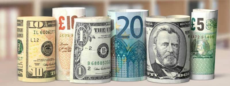 به گزارش گام اقتصادی به نقل از تسنیم، رئیس‌کل بانک مرکزی گفت: ارز روی قیمت کالا می‌نشیند و آثار تورمی ایجاد می‌کند. سال پیش نرخ نیما از 40 هزار تومان به نرخ بازار غیررسمی 70 هزار تومان نزدیک شد تا تعداد نرخ‌های ارز در بازار کاهش یابد. اما نتیجه آن کاملاش روشن بود.