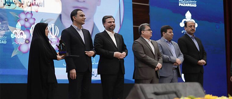 به گزارش گام اقتصادی: ارسلان زارع خطاب به دانش آموزان گفت: حضور در دانشگاه و علم‌آموزی در مراکز آموزش عالی، مرحله‌ای نو از زندگی شماست و رسالت جدیدی بر دوش‌تان گذاشته می‌شود که آینده شما و ایران به آن بستگی دارد.