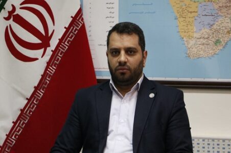 به گزارش گام اقتصادی: محمدرضا صفری در گفت‌وگو با خبرنگار سازمان توسعه تجارت ایران با اشاره به معیارهای شرکت‌های موفق در حوزه صادرات، گفت: علاوه بر حجم صادرات، تنوع و حفظ بازارهای صادراتی، صادرات محصولات دانش‌بنیان، ایجاد مدل‌های جدید صادراتی مانند تأسیس پایگاه در کشور هدف، مشارکت در تولید و صادرات و صادرات مجدد به کشورهای منطقه، می‌تواند به عنوان شاخص‌های موفقیت در نظر گرفته شود.