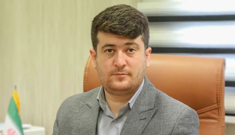 به گزارش گام اقتصادی سید جواد فلاحیان، مدیرعامل پادجم در مردادماه برکنار و قاسم زینلی‌نژاد سرپرست این شرکت شد و کمی بعد مسعود اکبری سامانی جای زینلی‌نژاد را گرفت و حدود سه ماه است که پادجم بدون مدیرعامل است.