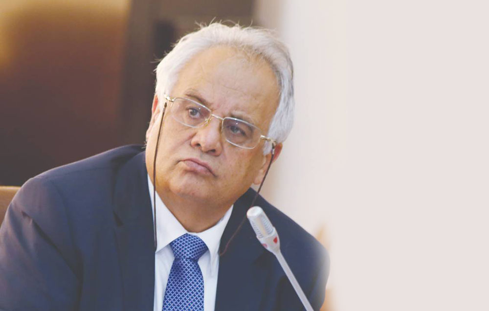 به گزارش گام اقتصادی: مصطفی‌زاده تأکید کرد: سندیکا همواره در تعامل با دستگاه‌های دولتی برای تدوین آیین‌نامه‌ها و مقررات جهت بهبود محیط کسب‌وکار فعالیت می‌نماید و هدف ما ایفای نقش واسطه و تسهیل‌گر میان بخش خصوصی و دستگاه‌های برنامه‌ریز و قانون‌گذار است.