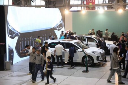 به گزارش گام اقتصادی به نقل از ایکوپرس: در آیین افتتاح این رویداد، مدیران ارشد خودروسازان، شرکت‌های تامین‌کننده قطعات و فعالان حوزه صنعت خودرو حضور داشتند.