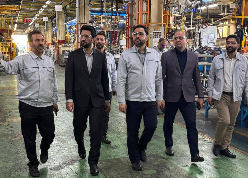 به گزارش گام اقتصادی: در جریان بازدید دکتر دهدشتی قائم‌مقام سازمان تأمین اجتماعی از خطوط تولید گروه خودروسازی سایپا، تأکید ویژه‌ای بر هم‌افزایی میان تولید داخلی و نظام بیمه‌ای صورت گرفت.