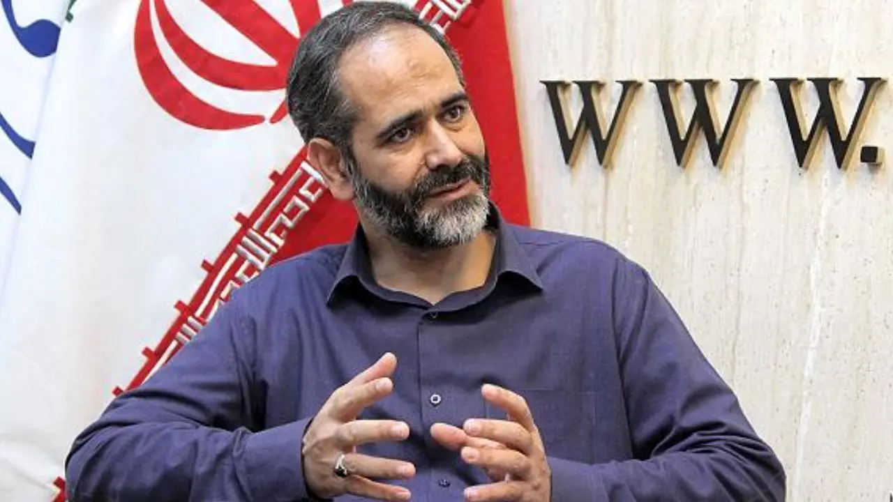 به گزارش گام اقتصادی، نایب رئیس کمیسیون کشاورزی، آب، منابع طبیعی و محیط زیست مجلس توجه و تمرکز بر تولید روزافزون محصولات کشاوزی را بسیار مهم دانست و گفت: درست است که کشور با محدودیت منابع آبی روبه‌روست ولی با توجه به اهمیت موضوع حفظ و پایداری امنیت غذایی کشور، این مهم باید در اولویت‌ برنامه‌ریزان و تصمیم‌گیران قرار گیرد؛ ضرورتی که می‌توان با به کار گیری روش‌های نوین مصرف بهینه آب و بهره‌گیری از تجهیزات مدرن آبیاری، کشت گلخانه‌ای و... برای تولید محصولات کشاورزی مورد توجه قرار گیرد.