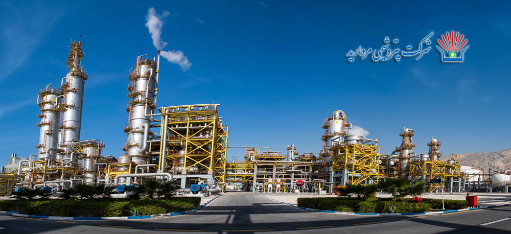 به گزارش گام اقتصادی به نقل از روابط عمومی و امور فرهنگی پتروشیمی مروارید؛ درآمدهای عملیاتی شرکت با رشد ۳۱ درصدی از ۸۴,۷۰۰ میلیارد ریال در شش ماه سال گذشته به ۱۱۱,۴۶۰ میلیارد ریال در نیمه نخست سال جاری رسیده است. این افزایش، بیانگر پایداری تولید و مدیریت موفق در بازار فروش است.