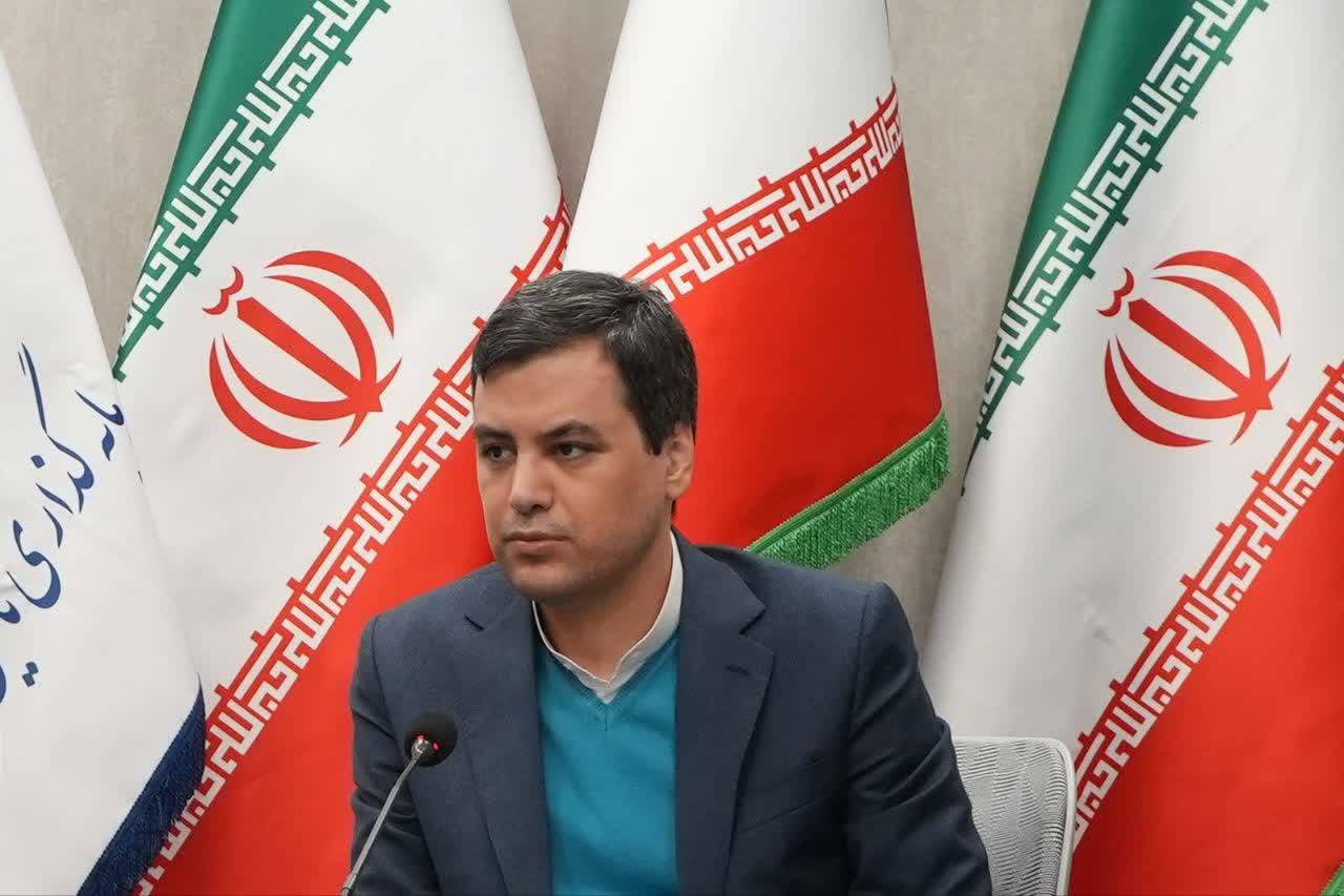 به گزارش گام اقتصادی: احسان احمدی، عضو موظف هیات مدیره هلدینگ صدرتامین: ارزش افزوده در صنعت فولاد صرفاً به معنای پیچیده‌تر شدن محصول یا تغییر جزئی در مشخصات فنی نیست، بلکه حاصل انتخاب آگاهانه سبد محصول، پیوند محصول با پروژه و تعریف نقش صنعتی در مقیاس ملی است.