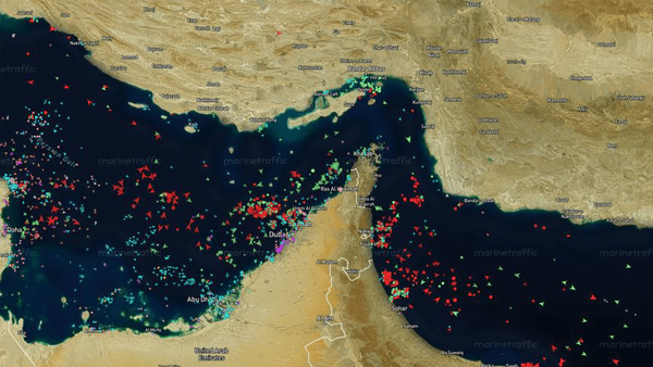 به گزارش گام اقتصادی به نقل از مانا، المیادین نوشت: «فرانس پرس» به نقل از یک مقام مسئول سازمان ملل همچنین آورده است: اگر به زودی اجازهٔ عبور کودهای شیمیایی از تنگهٔ هرمز داده نشود، دهها میلیون نفر با خطر قحطی مواجه خواهند شد.