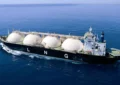 عبور نخستین کشتی LNG‌ قطری از هرمز؛ چهار کشتی دیگر در آستانه خروج از خلیج فارس