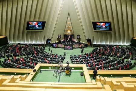 نظر مجلس درباره سیاست اصلاح نرخ بنزین